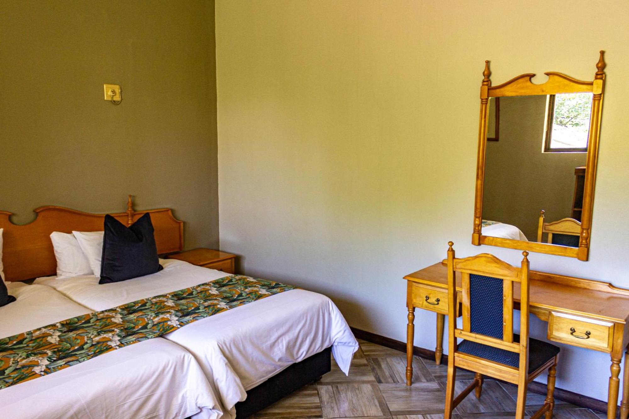 Hotel Numbi & Garden Suites Хейзивью Экстерьер фото