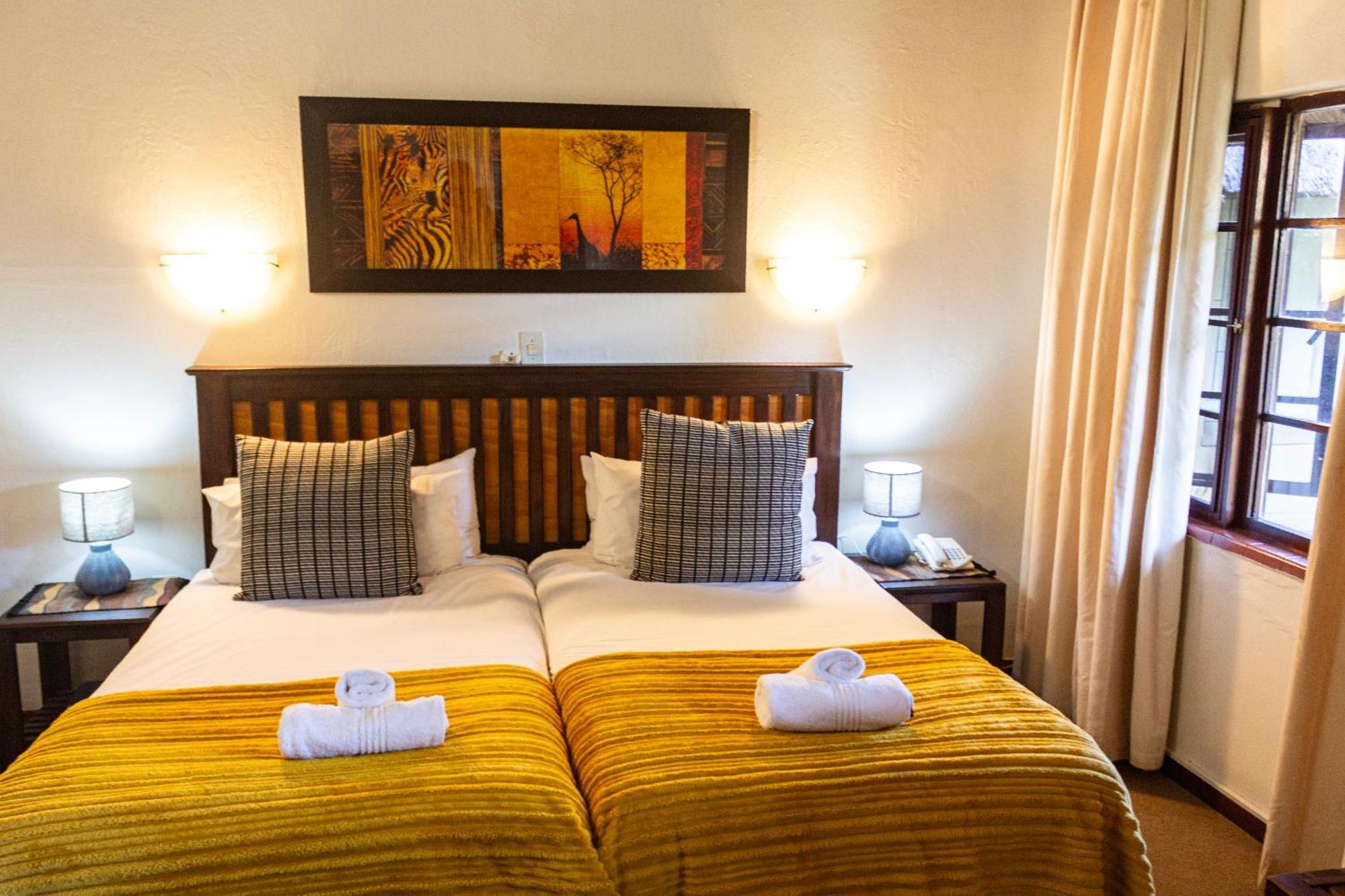 Hotel Numbi & Garden Suites Хейзивью Экстерьер фото
